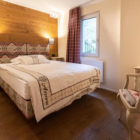 Home Hotel Arosa 3*