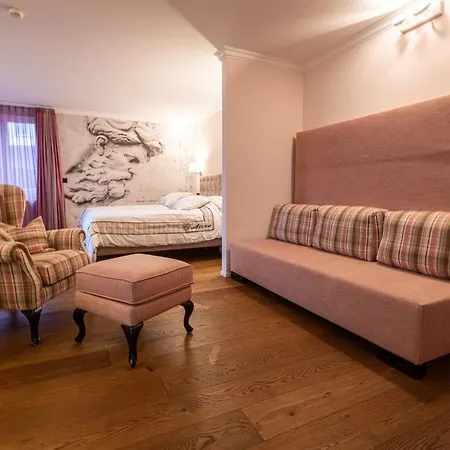 Home Hotel Arosa Hotel 3*