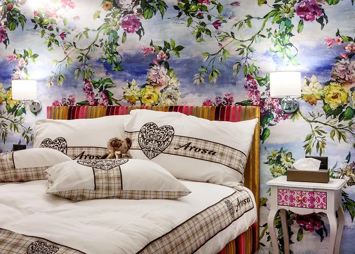 מלון Home Hotel Arosa