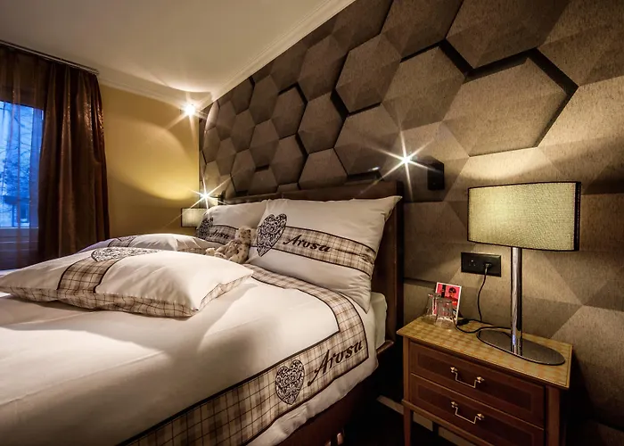 Home Hotel Arosa מלון 3*