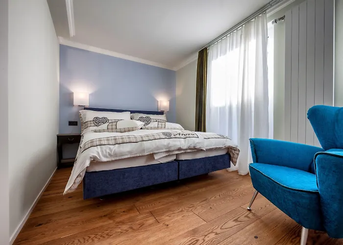 מלון Home Hotel Arosa ארוזה