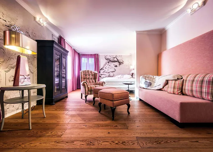 Home Hotel Arosa מלון ארוזה