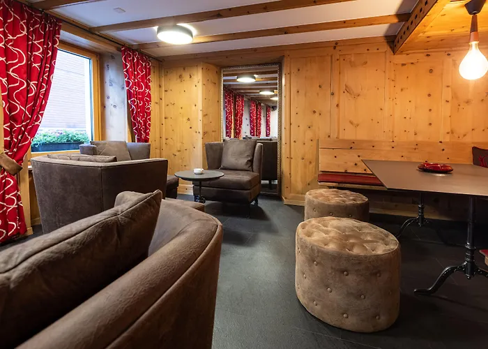 Home Hotel Arosa מלון ארוזה