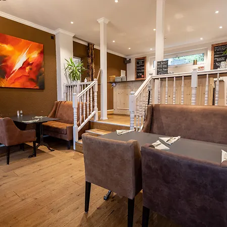 Home Hotel Arosa Hotell